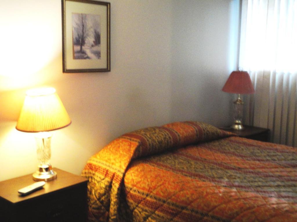 Blue Stream Motel Vernon Chambre photo